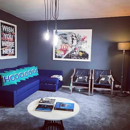 Chester/Handbridge Sleeps 9 + Netflix Hough Green Exterior photo