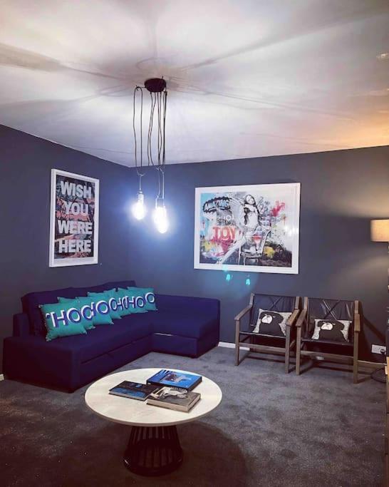 Chester/handbridge Sleeps 9 + Netflix