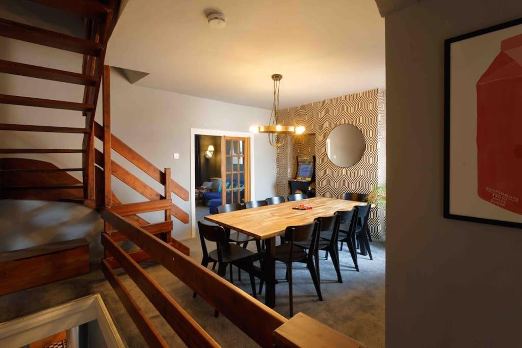 Chester/handbridge Sleeps 9 + Netflix *